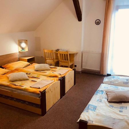 Penzion Ve Dvorku Cesky Krumlov Ngoại thất bức ảnh