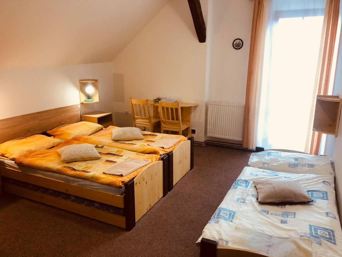 Penzion Ve Dvorku Cesky Krumlov Ngoại thất bức ảnh
