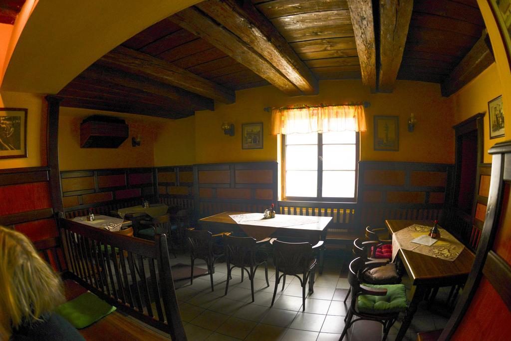 Penzion Ve Dvorku Cesky Krumlov Ngoại thất bức ảnh